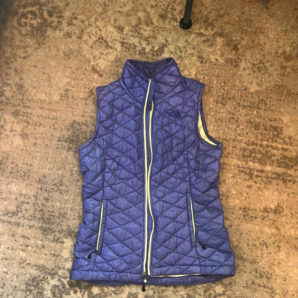 WOMENS SMALL NORTH FACE VEST